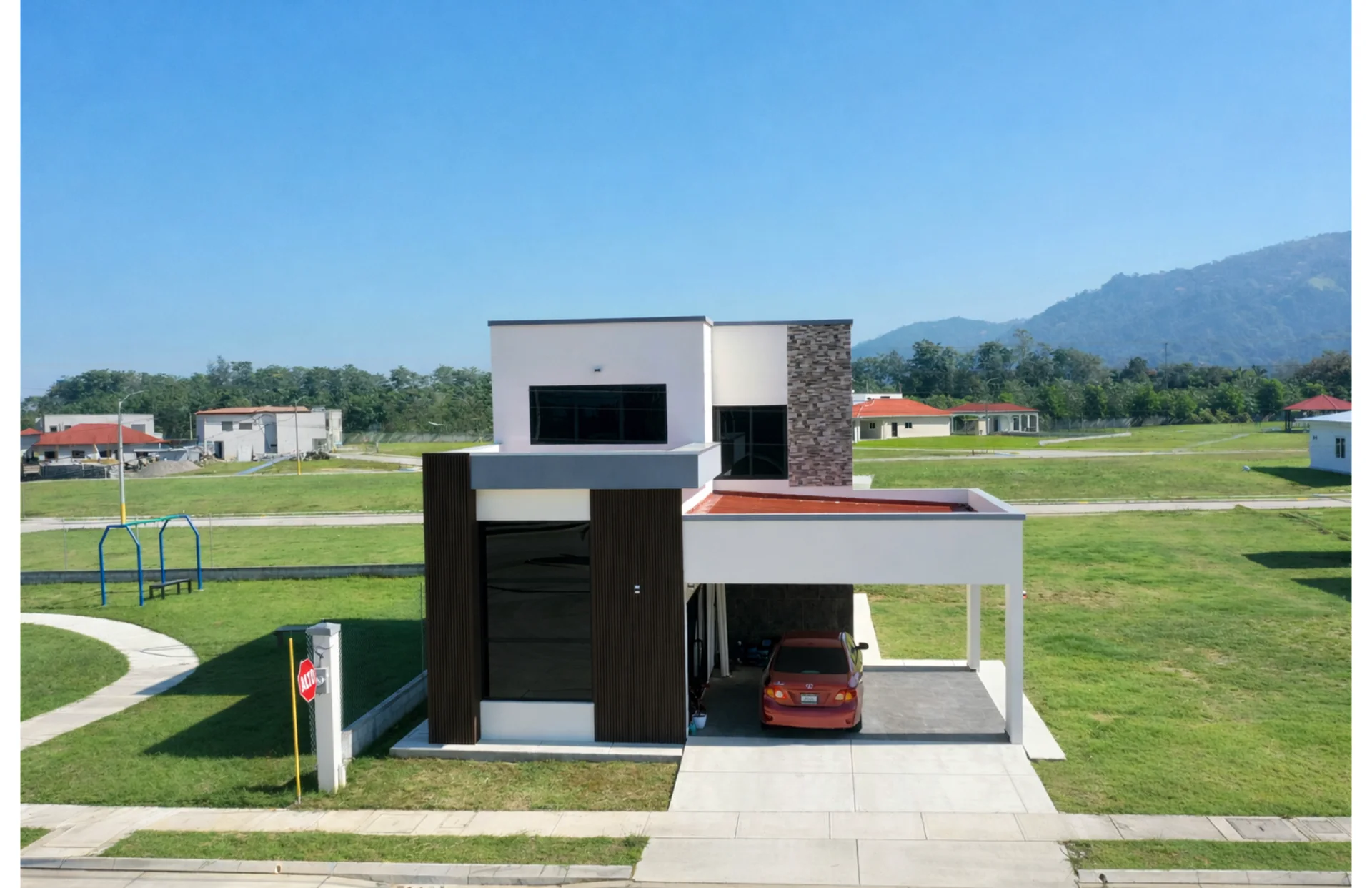 Casa Aura en Residencial Los Prados