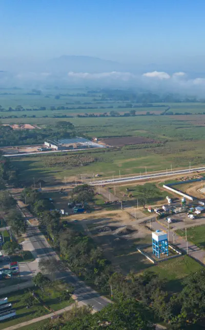 Vista Aerea Distrito Sur zona comercial residencial